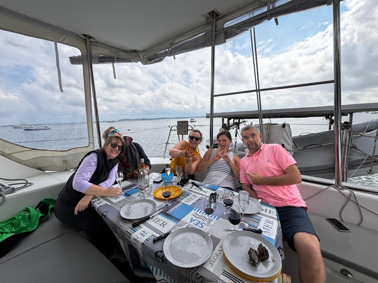 Louer un catamaran et s’initier à la voile sur le bassin d’Arcachon